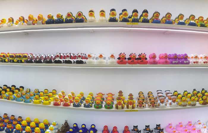 Lisbon Duck Store: conheça a loja que só vende patos de banheira